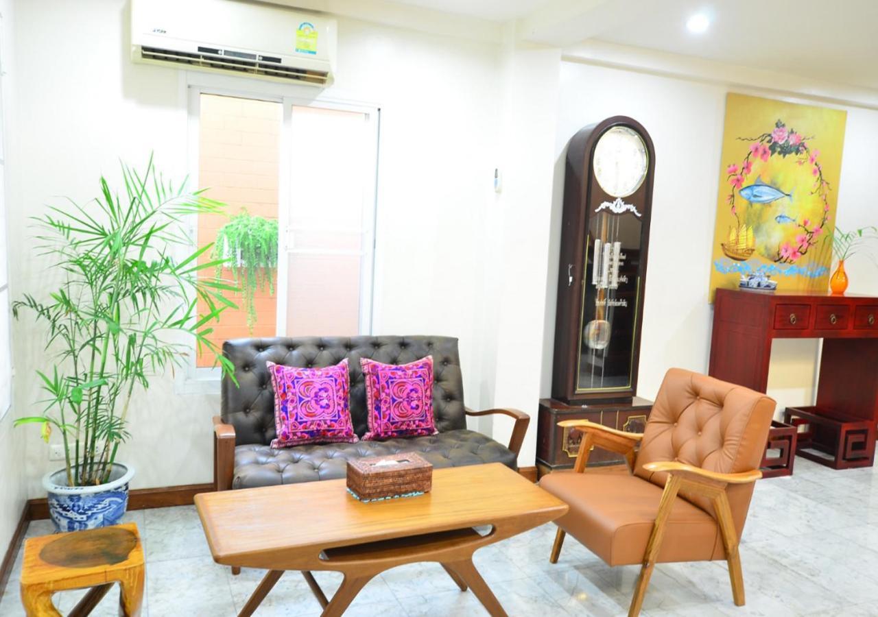 Ayi Home Bangkok Bagian luar foto
